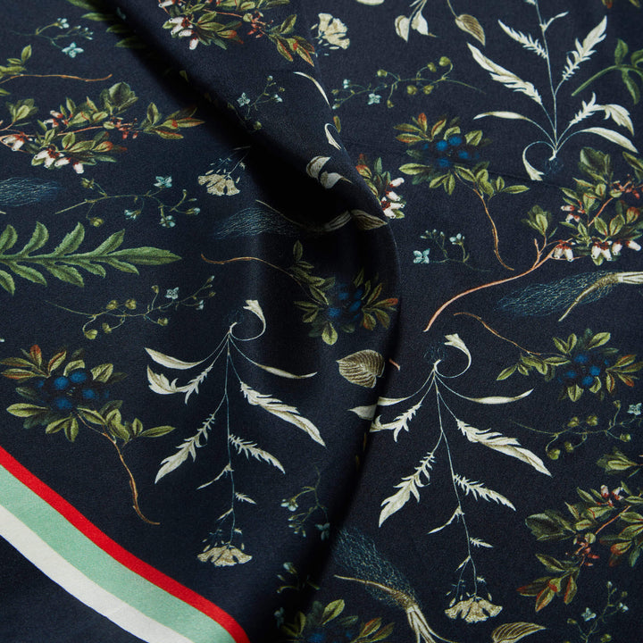 Flora Danica Denmark Flora Winter Garden scarf Small scarf Flora Winter Garden Navy blue