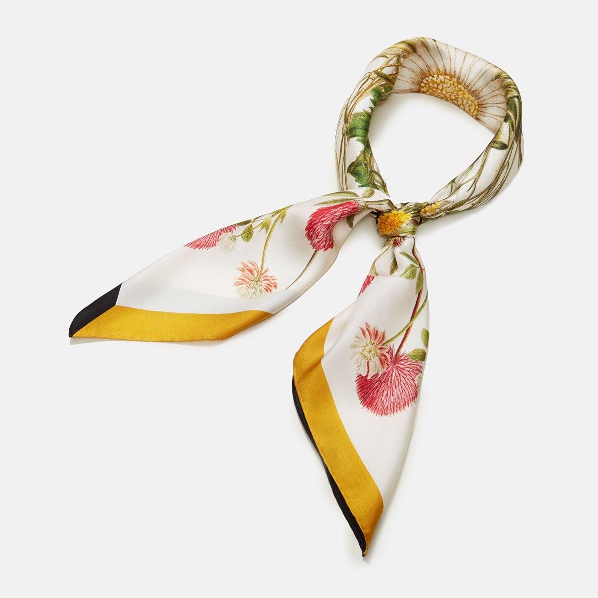 Flora Danica Denmark Yellow Meadow silketørklæde Large scarf Yellow Meadow