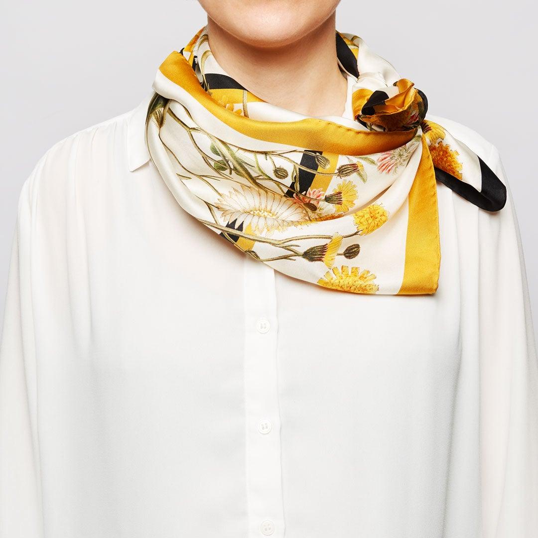 Flora Danica Denmark Yellow Meadow silketørklæde Large scarf Yellow Meadow